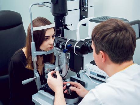 Therapie des Glaukoms mit dem SLT-Laser in unserer Praxis